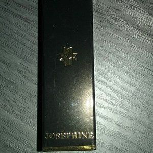 Josephine Matte Liquid Lipstick (Meet Tiphaine)